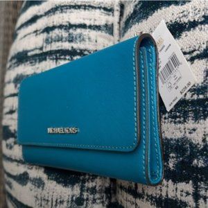 Jet Set Travel Large Trifold Wallet Leather